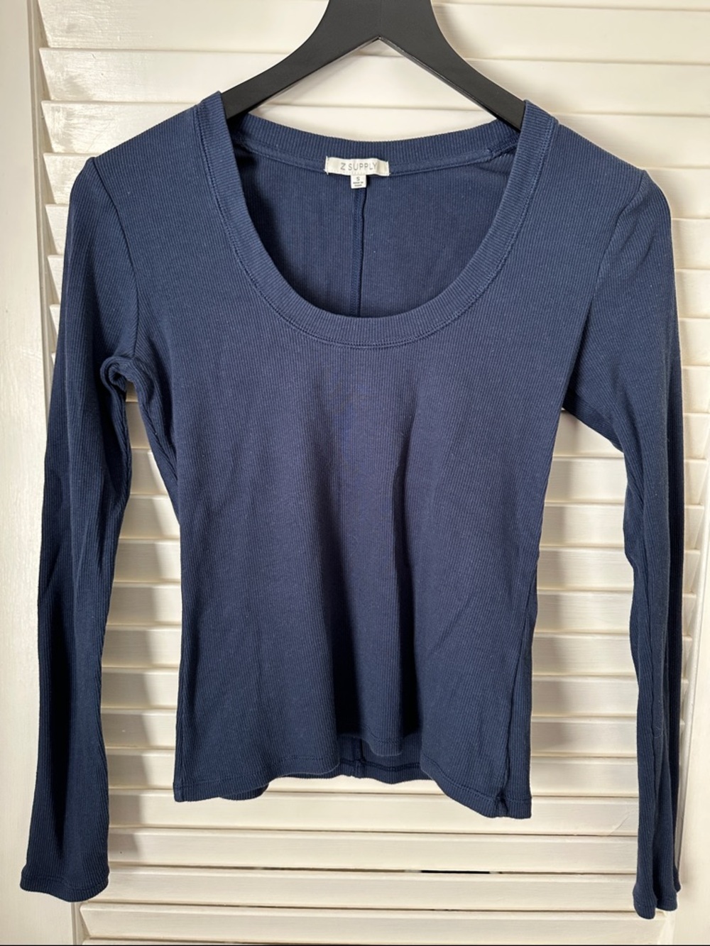 Z Supply Navy Ribbed Scoop Neck Long Sleeve Top